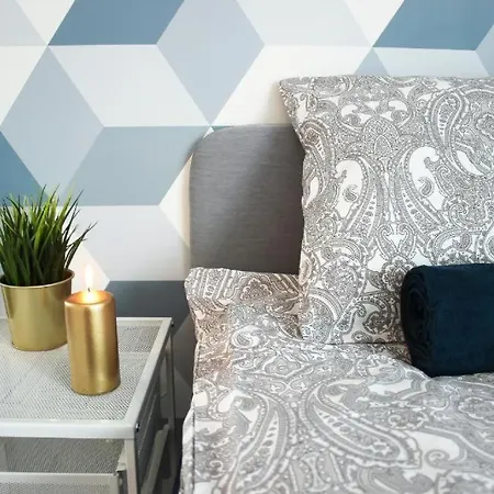 דירה Comfortable And Spacious Apartment- Dmowskiego Street